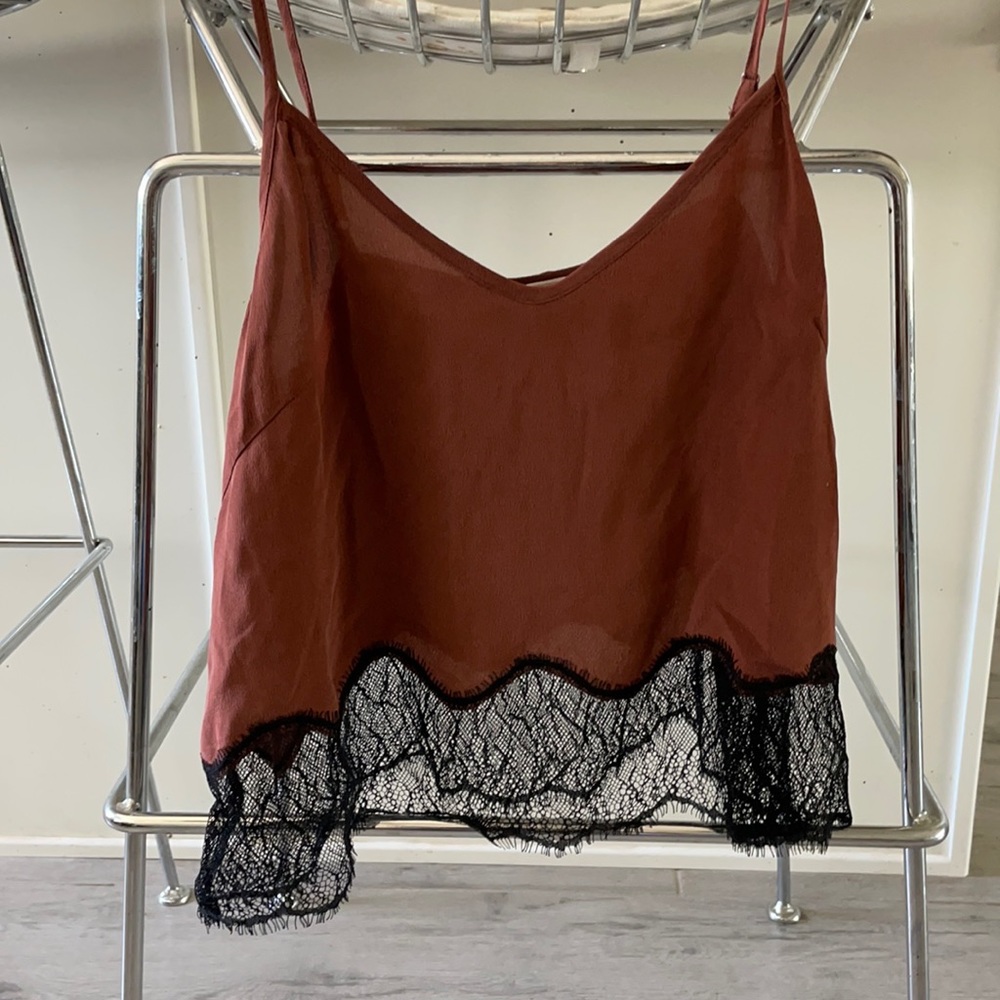 ARITZIA WIDE CROP LACE TANK